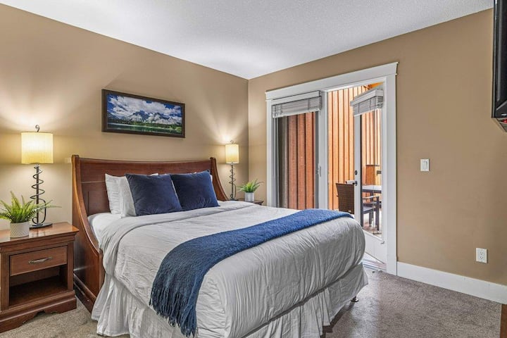 Втора уютна спалня