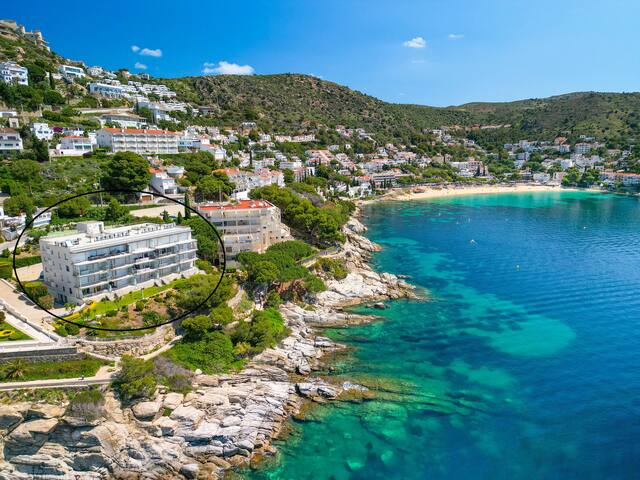 Panoramic Sea View Apartment: 3 Bedrooms + 2 Parki gallery image 2