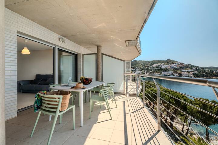 Panoramic Sea View Apartment: 3 Bedrooms + 2 Parki gallery image 4