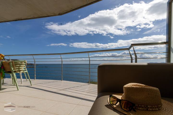 Panoramic Sea View Apartment: 3 Bedrooms + 2 Parki gallery image 5