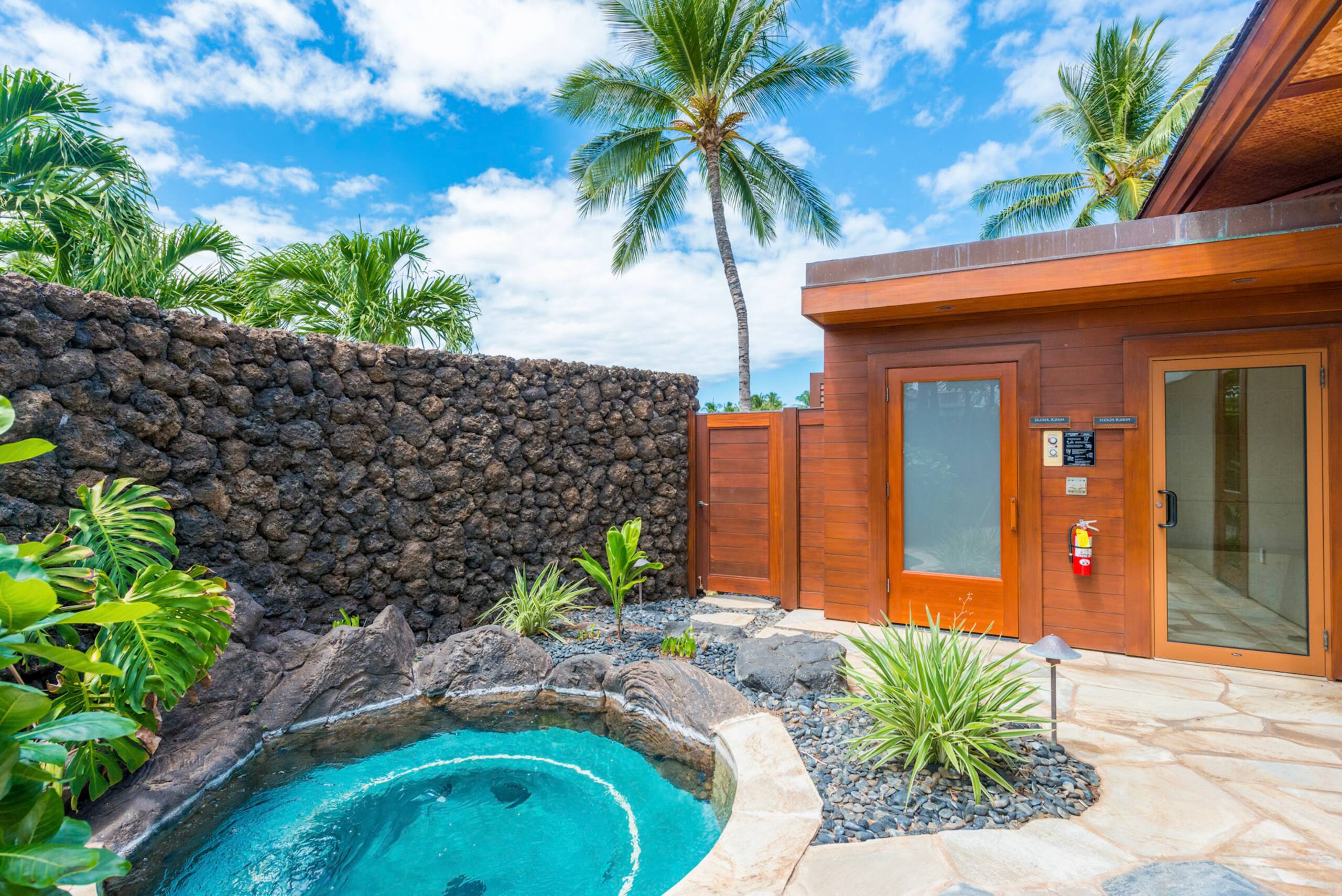 Home in Waimea · ★5.0 · 3 bedrooms · 4 beds · 3.5 baths - Image 58