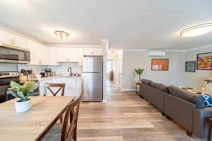 Ov Mosaic - Coast Suite - Norfolk, VA