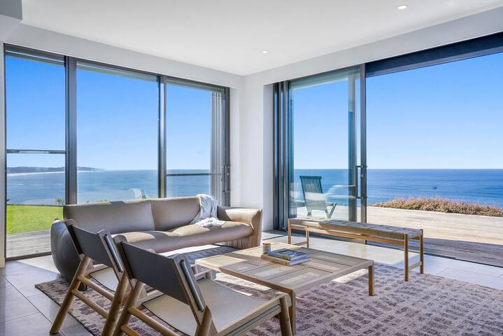 Blue Seas gallery image 3