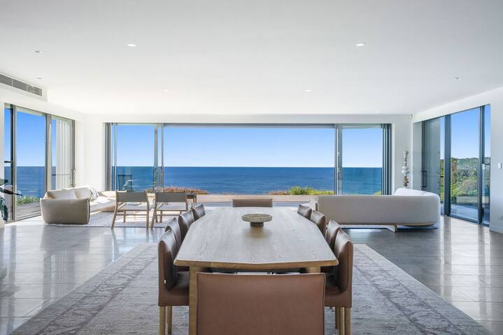 Blue Seas gallery image 4