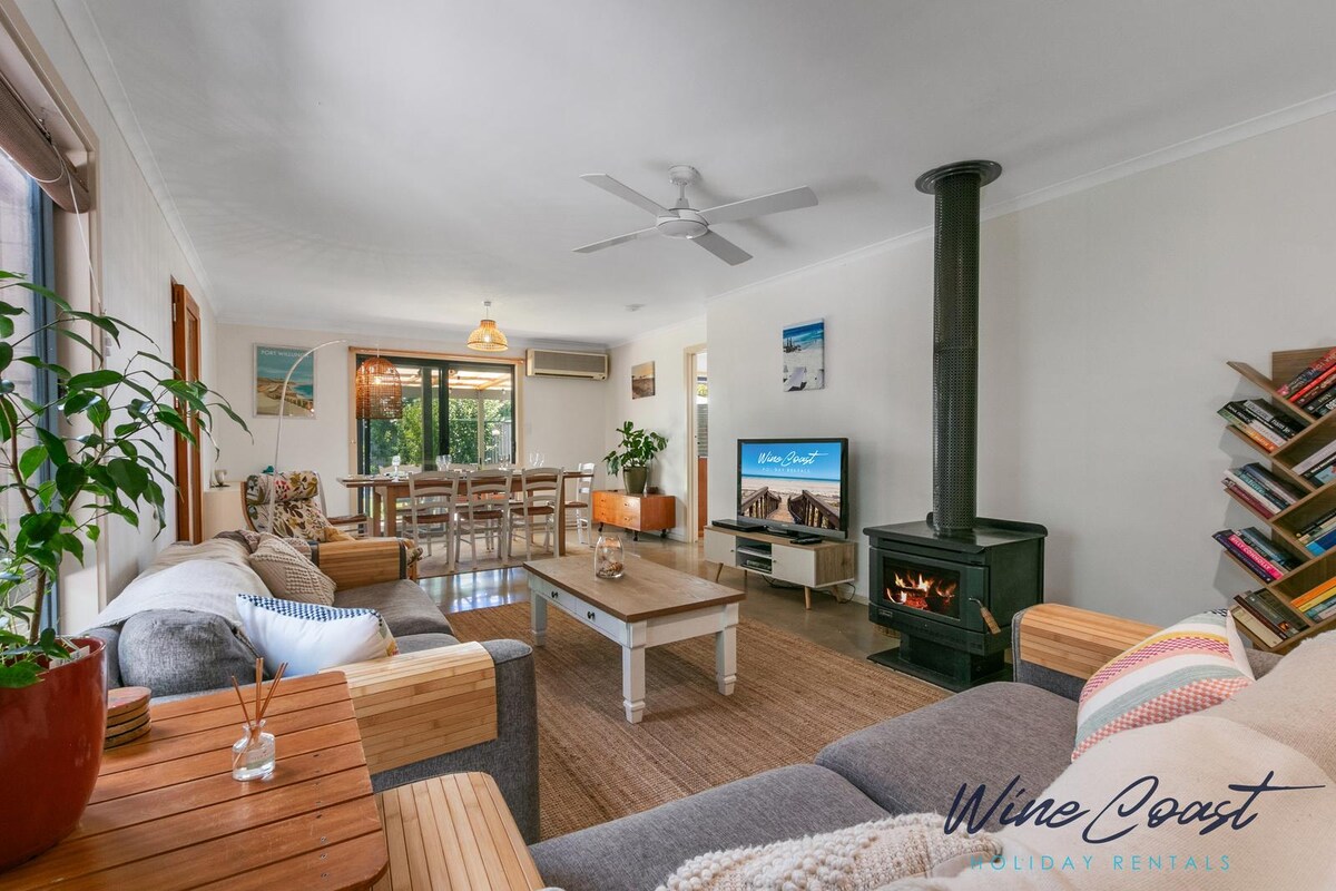 Successful Airbnb property: Sea-Vine Hideaway by Wine Coast Holidays in Adelaide