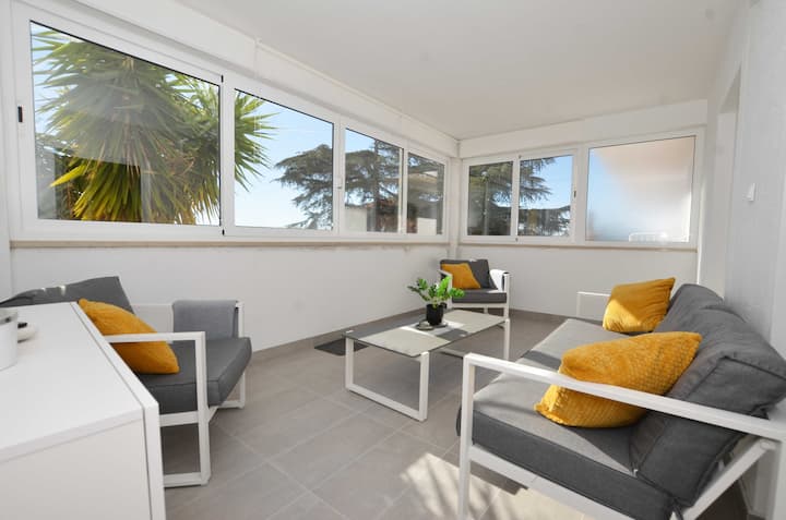 Elsa Apartment With Terrace And Parking - Rovinj
