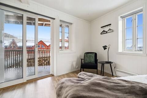 Large cabin with high standard