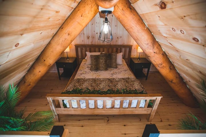 Bienvenue Dans La Jungle | Chalet En Bois | Spa - Quebec