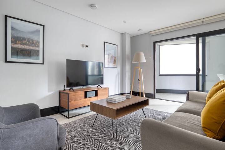 Blueground | Aldgate/Whitechapel, garden, nr tube gallery image 2