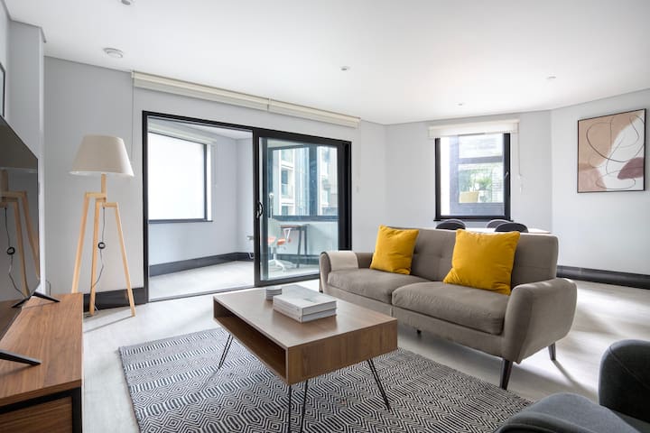 Blueground | Aldgate/Whitechapel, garden, nr tube