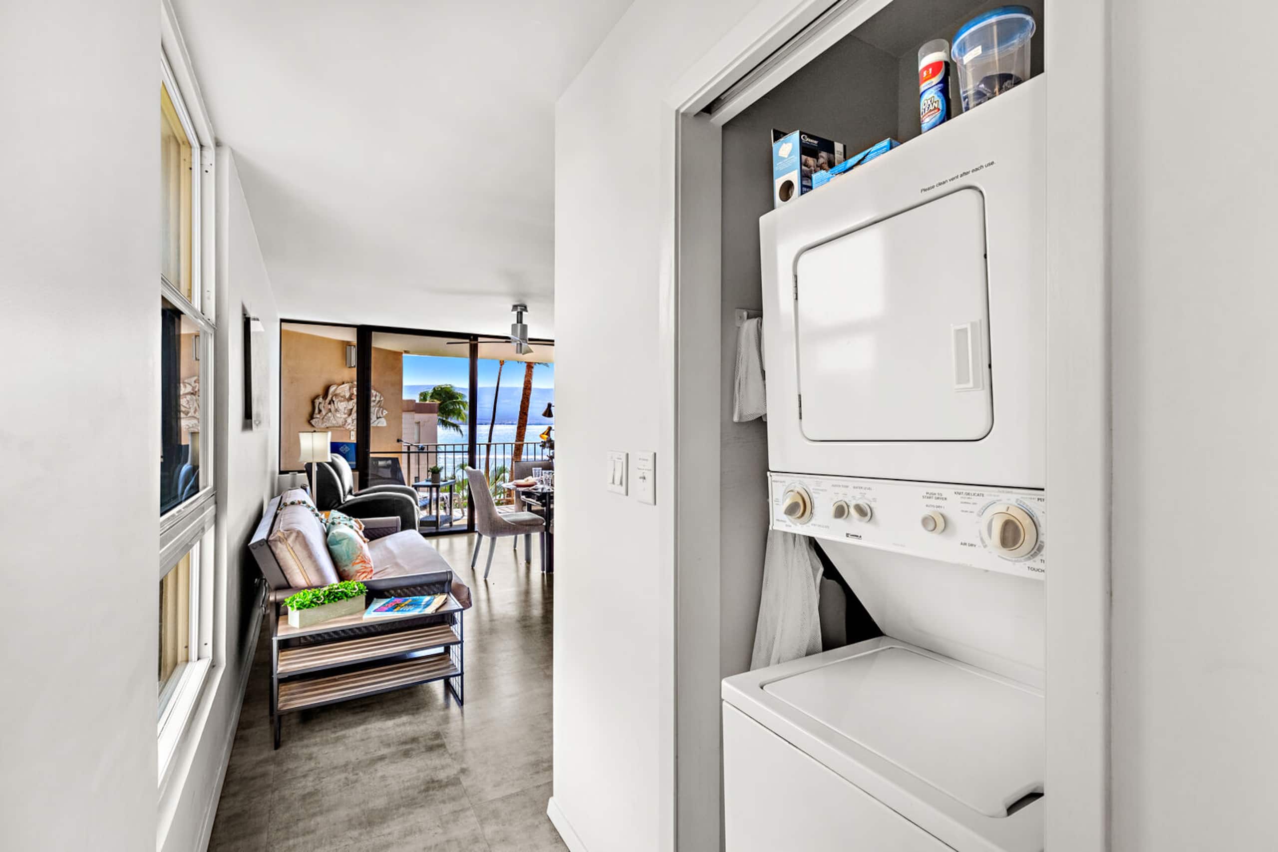 Condo in Wailuku · ★4.93 · 1 bedroom · 3 beds · 2 private baths - Image 23