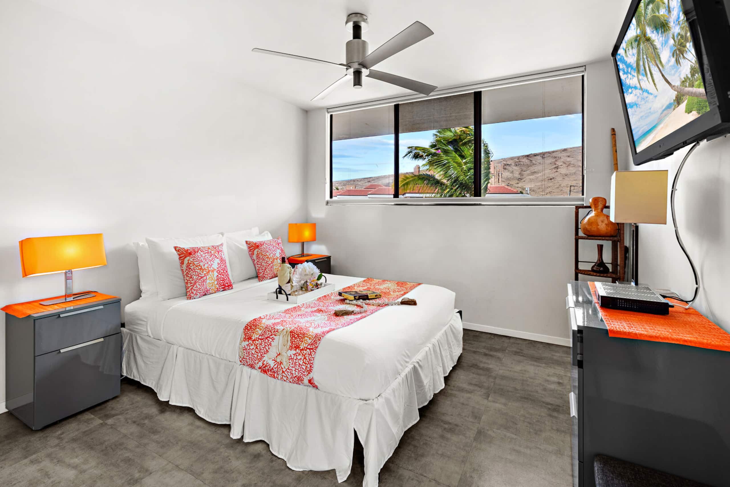 Condo in Wailuku · ★4.93 · 1 bedroom · 3 beds · 2 private baths - Image 25