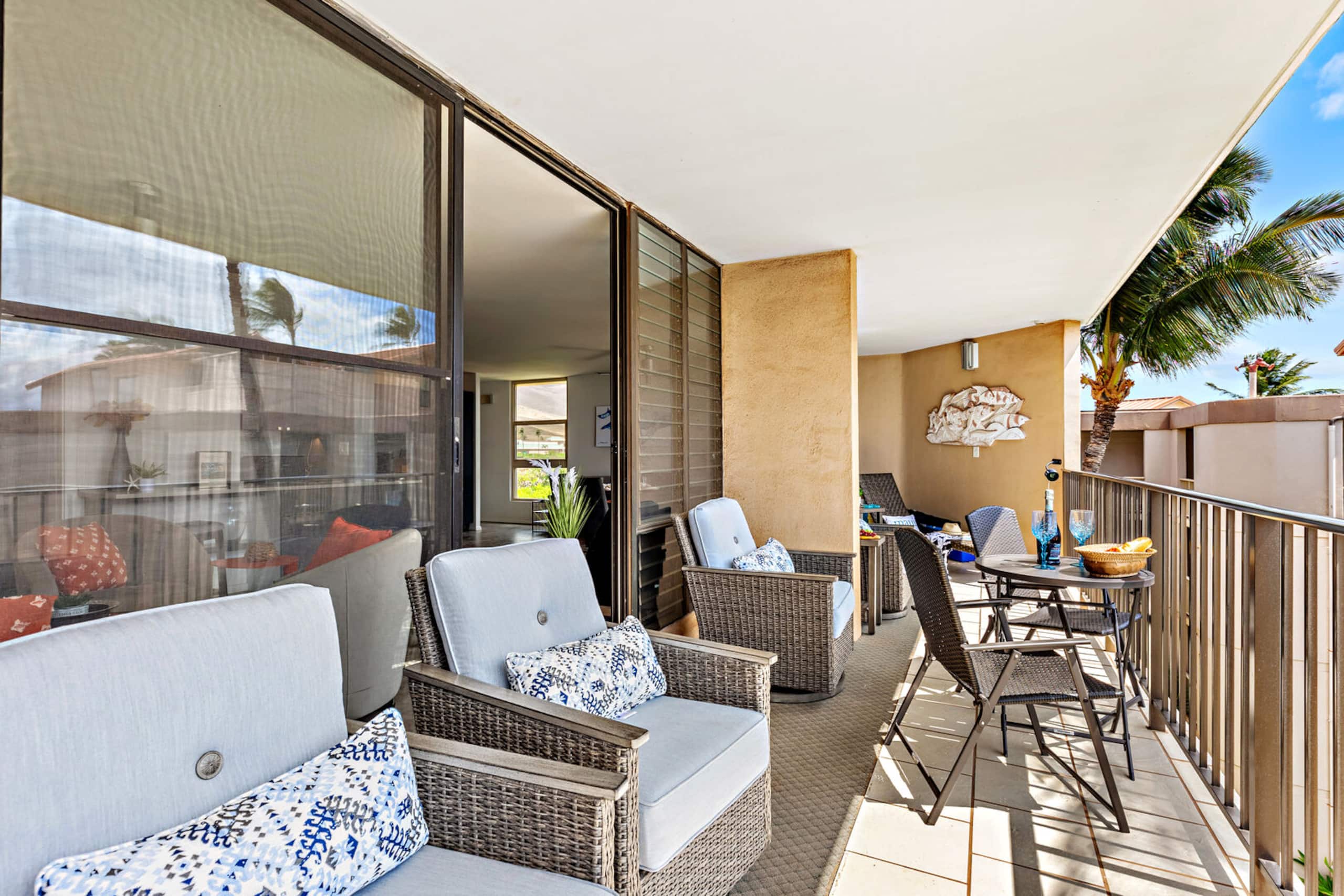 Condo in Wailuku · ★4.93 · 1 bedroom · 3 beds · 2 private baths - Image 7