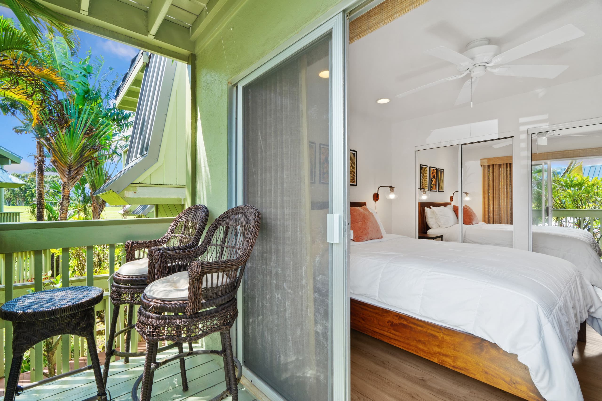 Townhouse in Princeville · ★4.98 · 2 bedrooms · 2 beds · 2 baths - Image 17