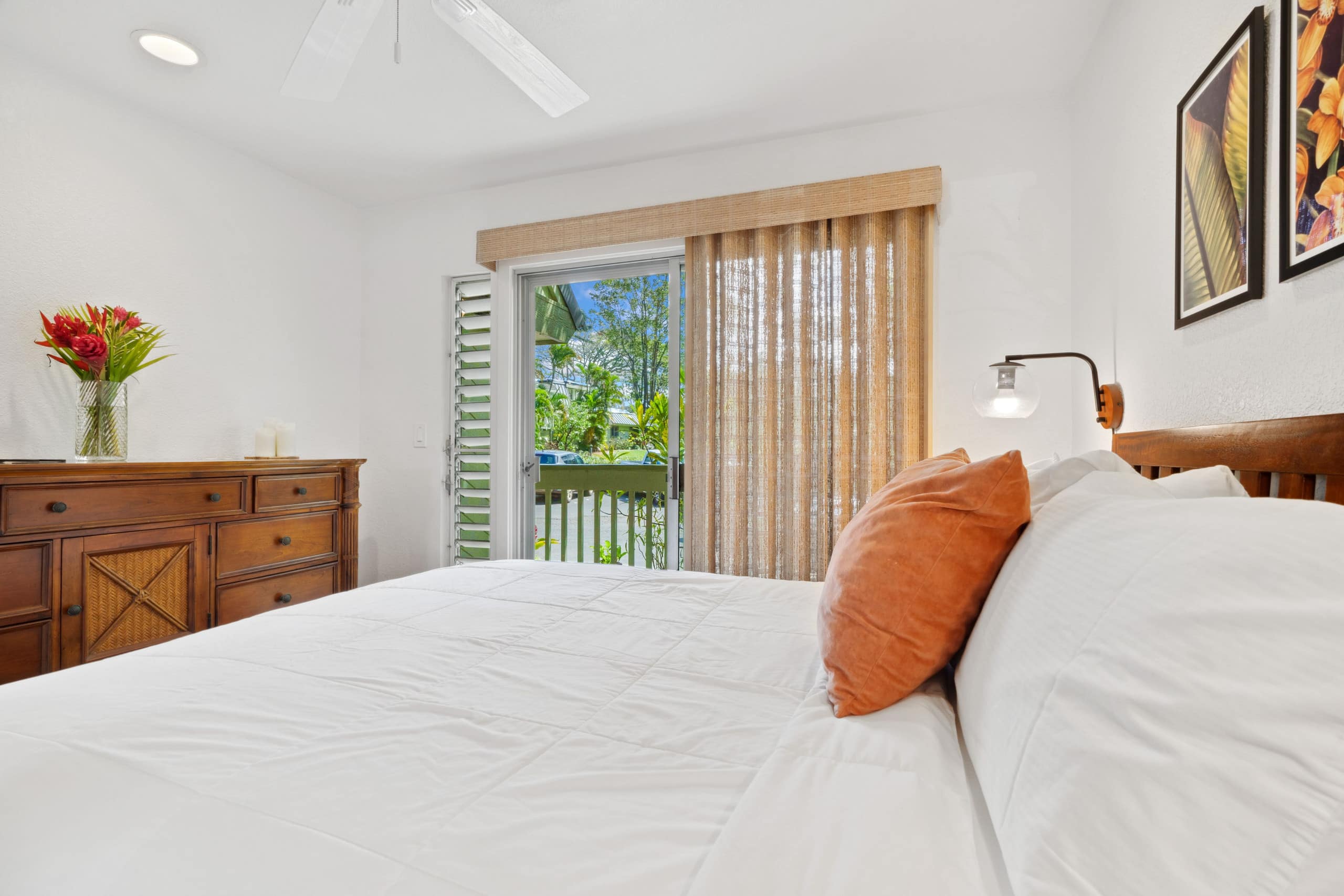 Townhouse in Princeville · ★4.98 · 2 bedrooms · 2 beds · 2 baths - Image 15
