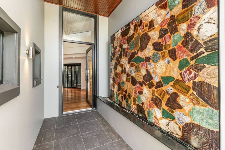 Jasmine cove | Exclusive Waterfront Estate gallery image 3