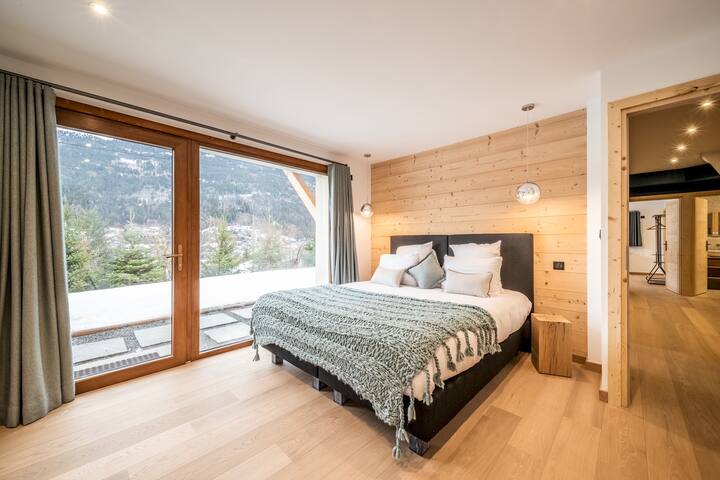 Arande-Modern chalet with hot tub in Saint-Gervais