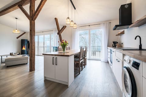 East barn on Mühlendamm