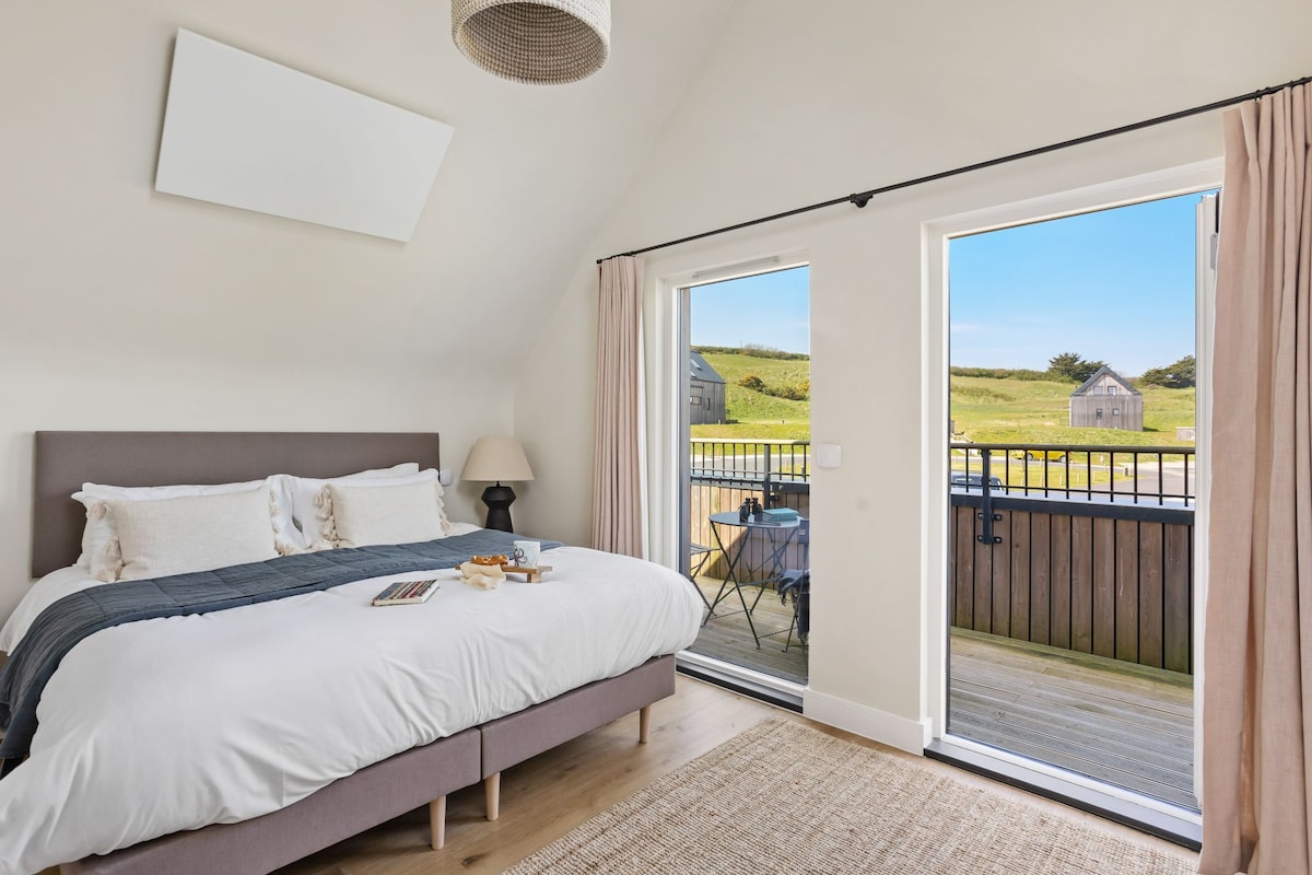 3号卧室，带阳台、加大双人床和山谷景观-3 The Vista, Willingcott