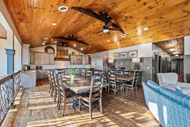 Mountain Laurel Chalets managed Airbnb listing 1