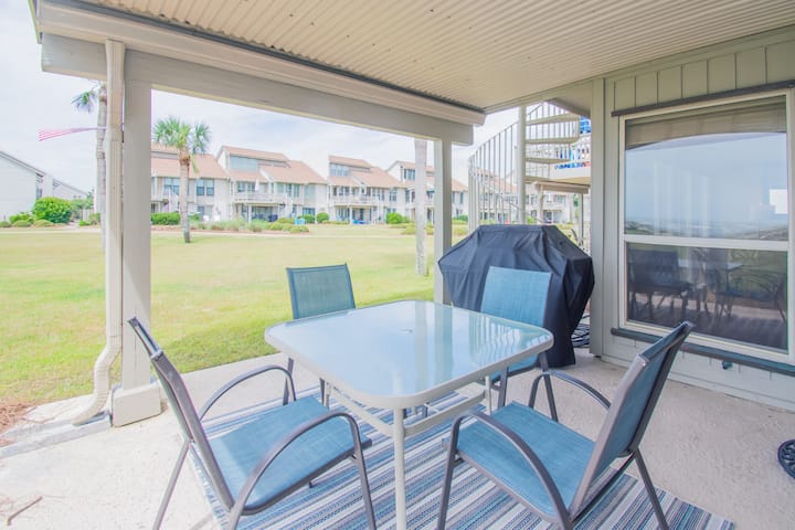 131 Captain John Fripp- Resort Access Included! - Hunting Island State Park, Beaufort