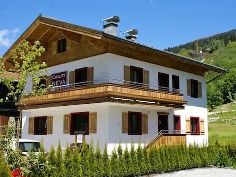 Superior chalet with wellness near the centre