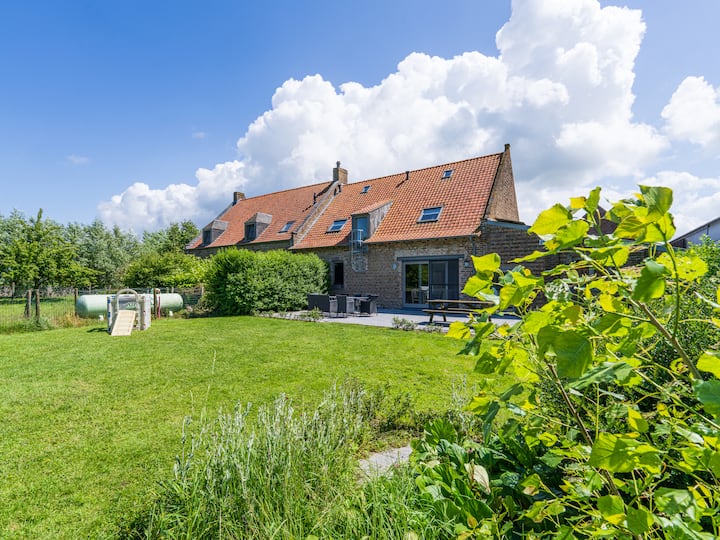 Maison Dans Une Ferme Au Bord De La Mer - Ostende