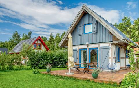 Awesome home in Rowy with WiFi