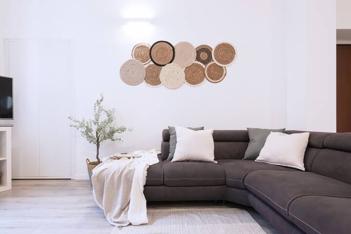 Easylife – Elegant apartment in Porta Romana gallery image 3