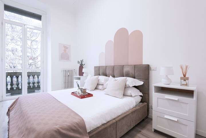 Easylife – Elegant apartment in Porta Romana gallery image 2