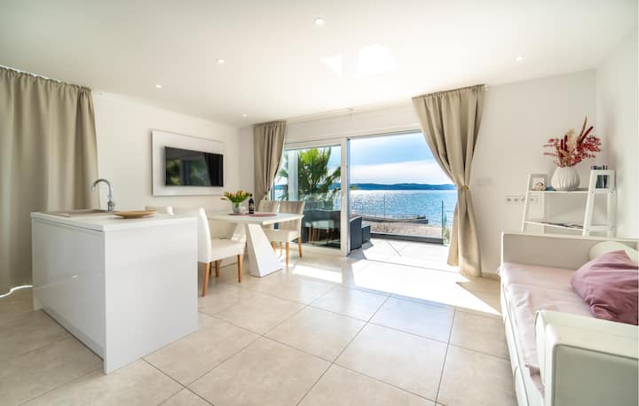 Cozy Apartment In Bibinje With House Sea View - Bibinje