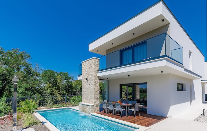 Beach Front Home In Basanija - Savudrija