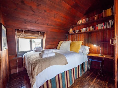 Top performing Airbnb: River View Apartment with Parking & Balcony in Dartmouth