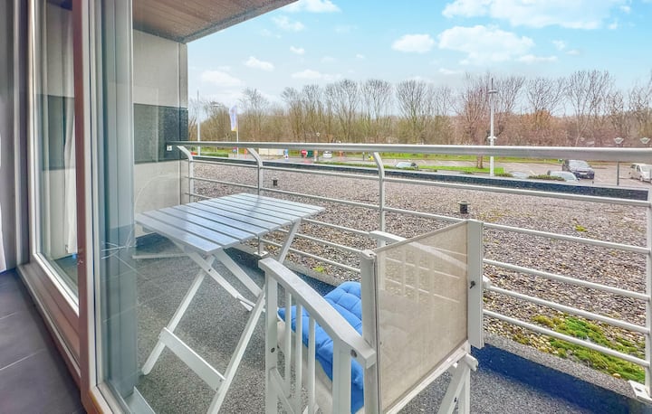 1 Bedroom Awesome Apartment In Bredene - Bredene