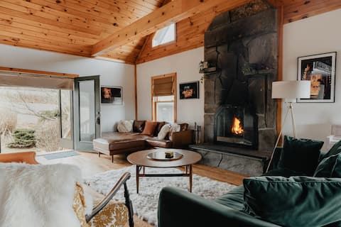 Myers Ridge - Stylish Country Retreat + Pool