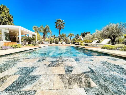 Mas El Chaparo, Catalan Charm and Luxury
