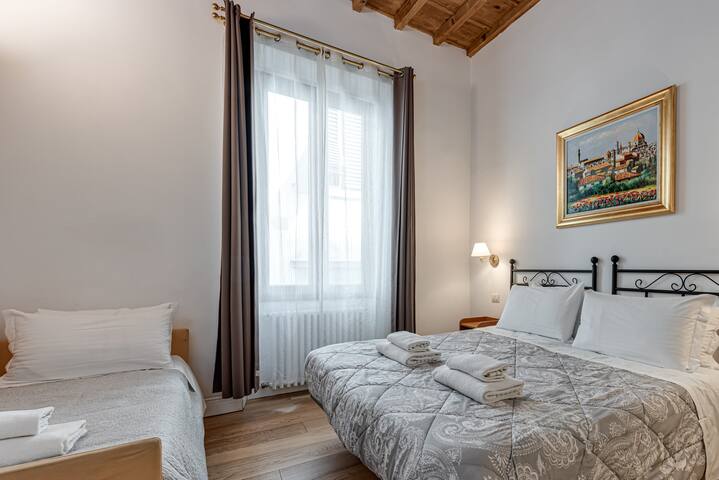 Your house at the Duomo gallery image 3