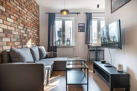 Popular Airbnb listing: Nikiszowiec Chic Apartment in Janów Nikiszowiec