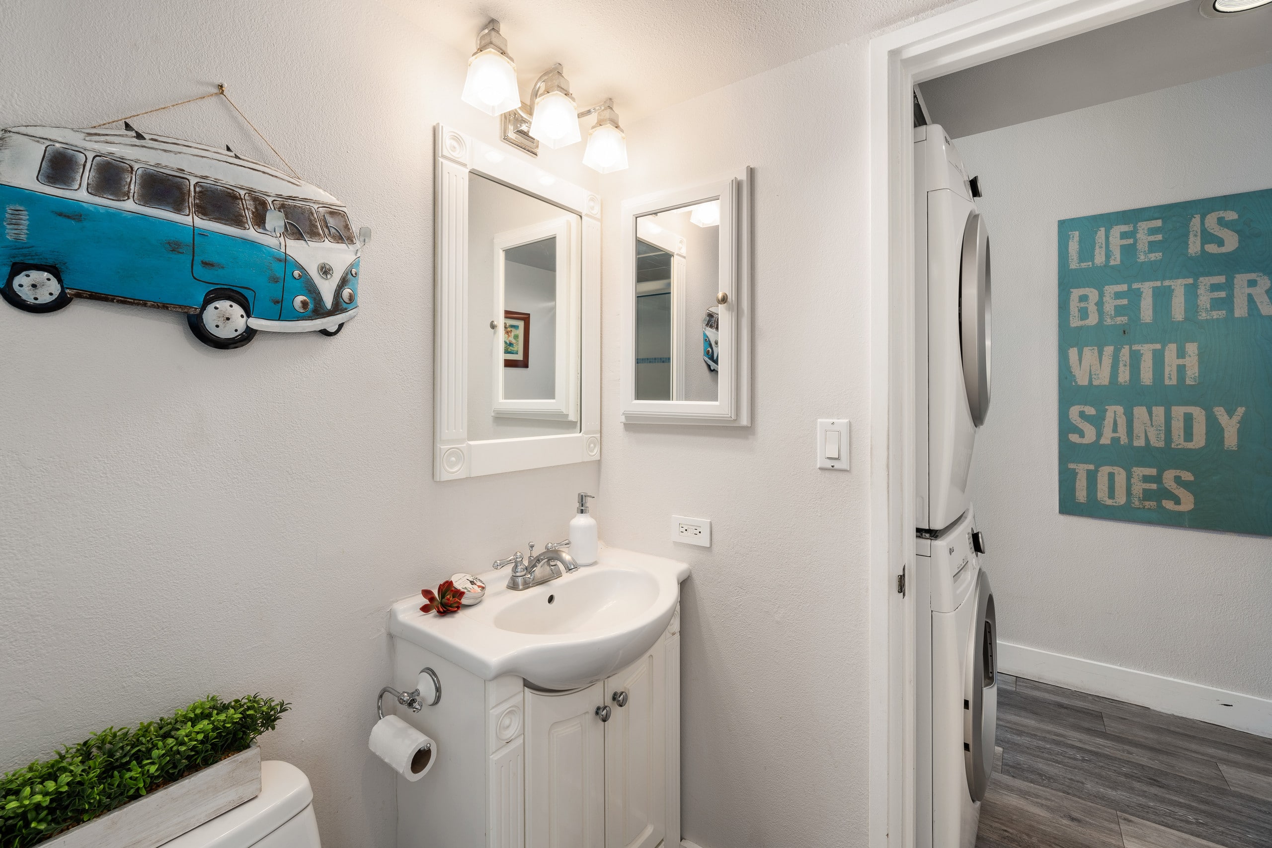 Condo in Kihei · ★4.94 · 2 bedrooms · 4 beds · 2 baths - Image 30