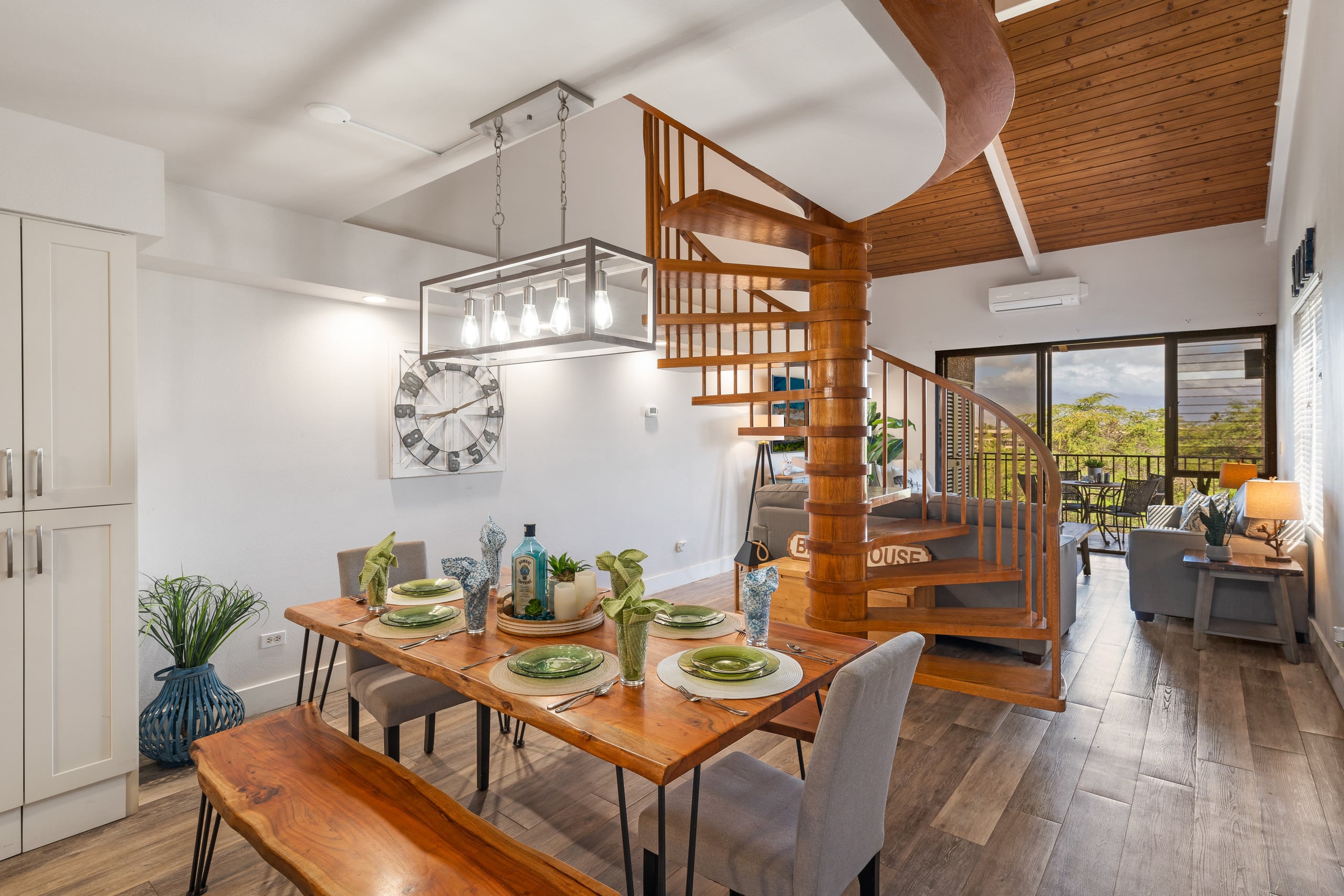 Condo in Kihei · ★4.94 · 2 bedrooms · 4 beds · 2 baths - Image 14
