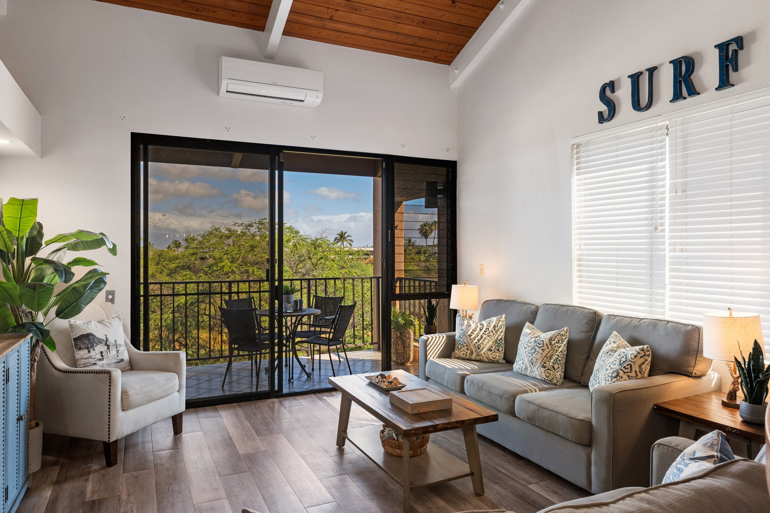 Condo in Kihei · ★4.94 · 2 bedrooms · 4 beds · 2 baths - Image 4