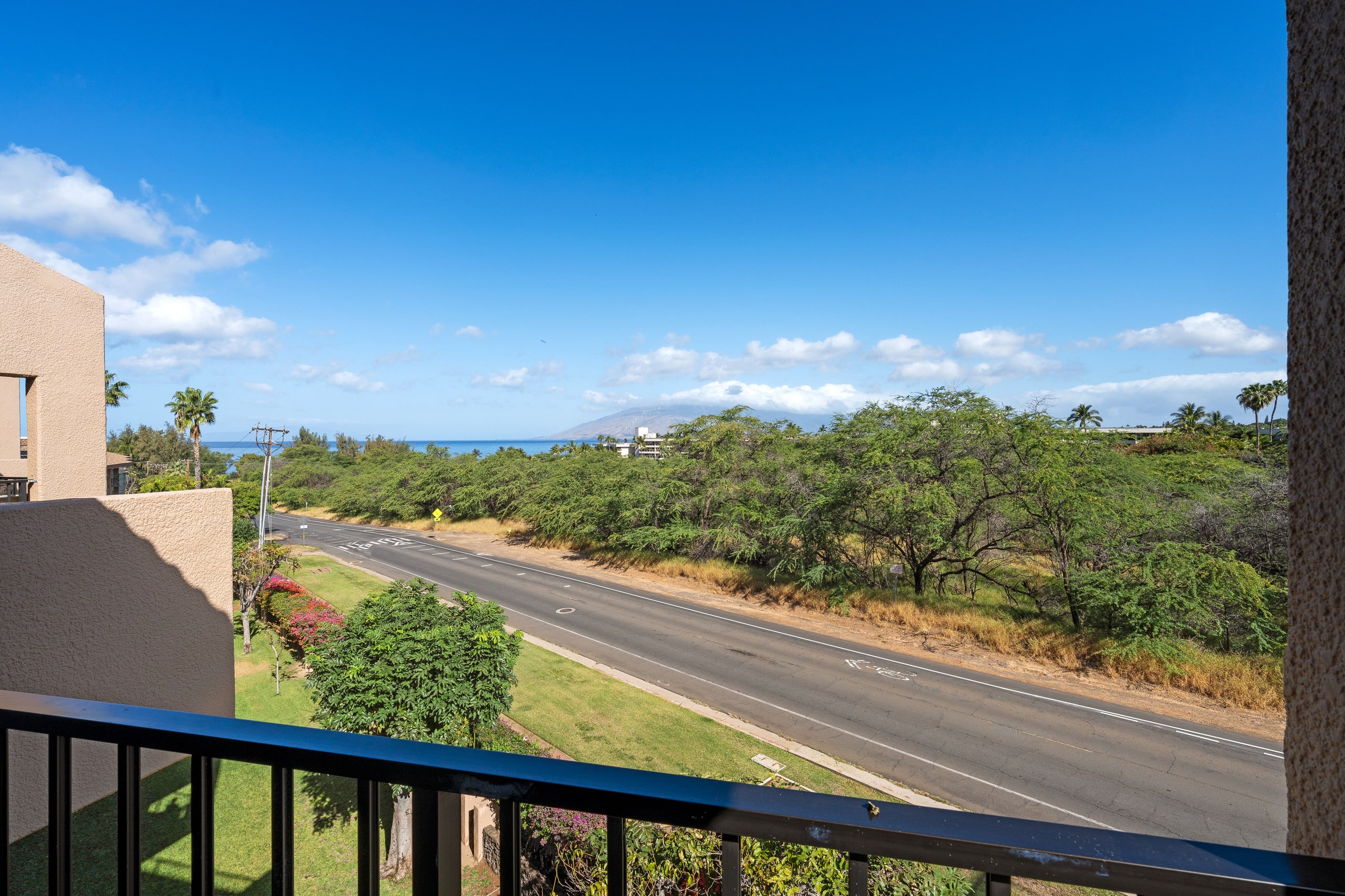Condo in Kihei · ★4.94 · 2 bedrooms · 4 beds · 2 baths - Image 33