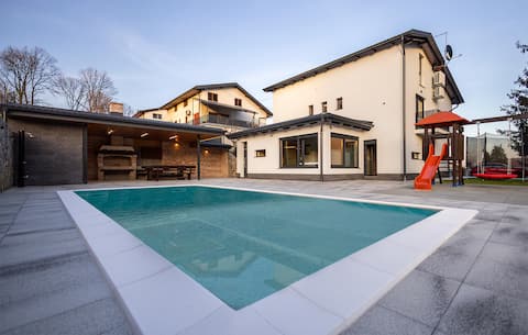 Cozy home in Karlovac with sauna