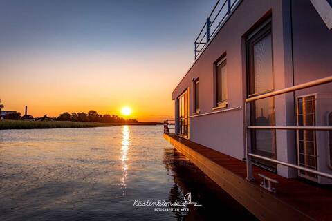 Hausboot für 4 Gäste mit 45m² in Ribnitz-Damgarten (251366)