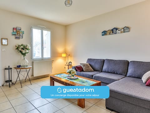 Les Pinsons – Garden – Parking – Wi-Fi