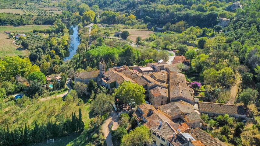 Holiday Home with Pool and Garden in Alt Empordà – gallery image 5