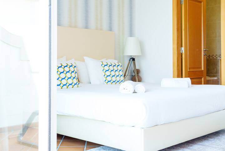 غرفة النوم 1