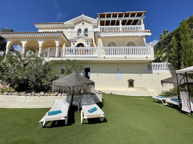 MalagaSuite managed Airbnb listing 2