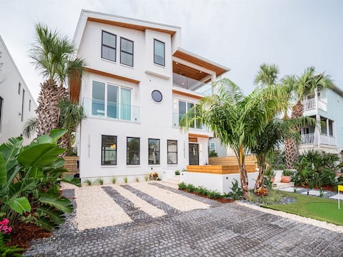 Modern Beach House: Steps to BEACH w/ Heated Pool