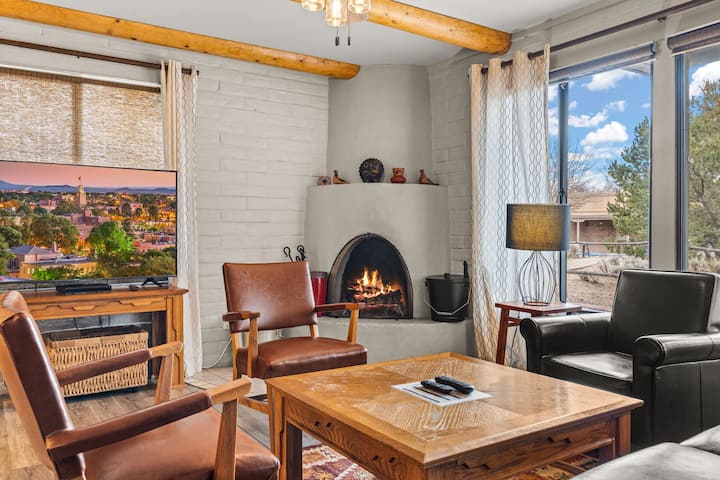 Fort Marcy 89 | Walk 2 Plaza | End Unit | 2 Levels - Santa Fe, NM